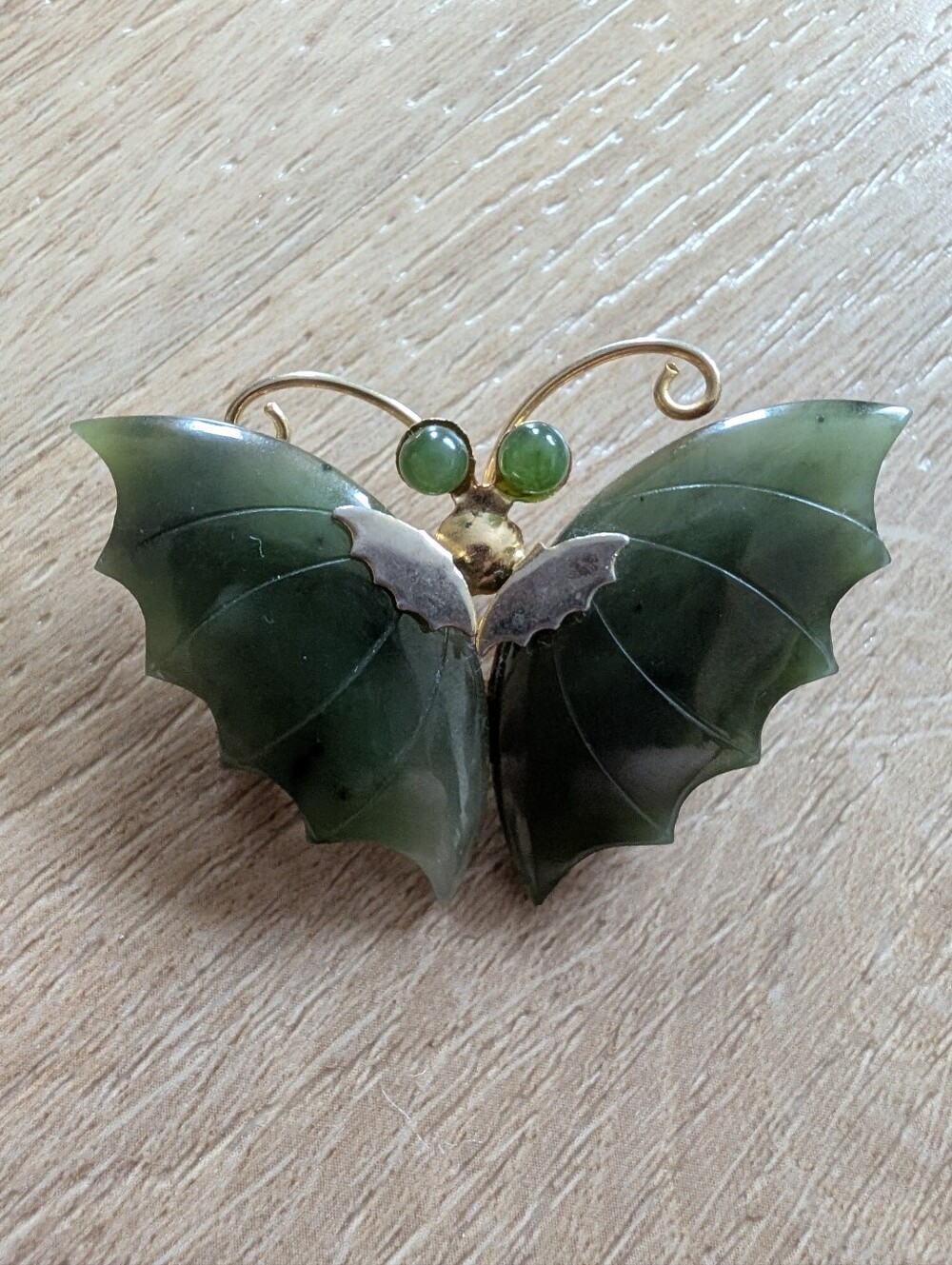 Vintage Green Genuine Jade Stone Moth Butterfly Antique Dynasty Brooch